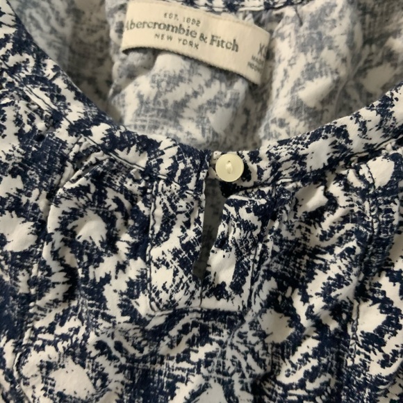 Abercrombie & Fitch Blue/White Round Hem Top size XS - Picture 4 of 7